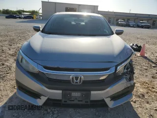 2017 Honda Civic LX z VIN 19XFC2F50HE032708, wystawiony jako Copart lot #52510535 z przebiegiem 83 467 mil mil oraz Szkoda całkowita • Salvage title. Historia ofert i sprzedaży dostępna na DreamBid. Obrazek 5.
