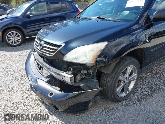 2006 Lexus RX 400h with VIN JTJHW31U762001760, listed as a IAAI auction lot 42235447 with 150,902 mi miles and . Bid and sale history available at DreamBid. Image 6.