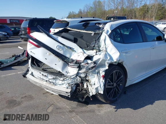 2025 Toyota Camry LE with VIN 4T1DAACK1SU506865, listed as a IAAI auction lot 41905314 with 41,960 mi miles and . Bid and sale history available at DreamBid. Image 6.