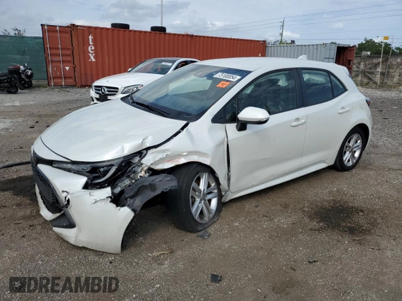 2020 Toyota Corolla Hatchback SE with VIN JTND4RBE2L3088079, listed as a Copart auction lot 75100054 with 27,730 mi miles and Salvage Title. Bid and sale history available at carsss.com. Image 1.