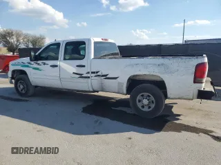 2008 GMC Sierra 2500HD SLT with VIN 1GTHK23628F219110, listed as a Copart auction lot 44631605 with 363,635 mi miles and Clean title. Bid and sale history available at DreamBid. Image 2.
