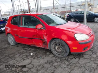2007 Volkswagen Rabbit with VIN WVWBR71K37W067318, listed as a IAAI auction lot 41409513 with 165,011 mi miles. Bid and sale history available at carsss.com. Image 1.