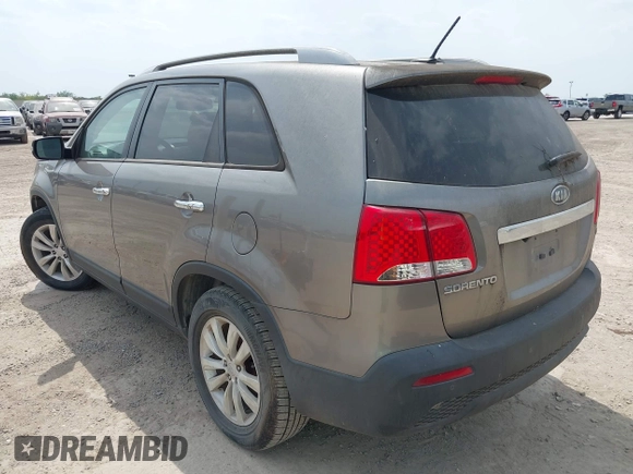 2011 Kia Sorento EX with VIN 5XYKU3A14BG100573, listed as a IAAI auction lot 42084108 with 245,187 mi miles. Bid and sale history available at carsss.com. Image 3.