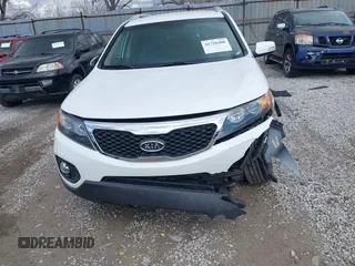 2012 Kia Sorento LX with VIN 5XYKTDA20CG210698, listed as a IAAI auction lot 41728400 with 80,463 mi miles. Bid and sale history available at carsss.com. Image 12.