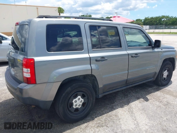 2014 Jeep Patriot Sport with VIN 1C4NJPBA5ED559951, listed as a IAAI auction lot 42802286 with 171,487 mi miles and . Bid and sale history available at DreamBid. Image 4.