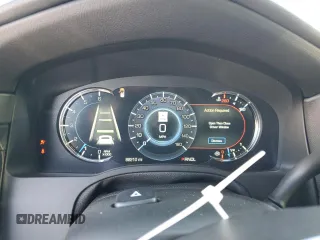 2020 Cadillac Escalade Luxury z VIN 1GYS4BKJ2LR127115, wystawiony jako Copart lot #70709034 z przebiegiem 88 210 mil mil oraz Szkoda całkowita • Salvage title. Historia ofert i sprzedaży dostępna na DreamBid. Obrazek 9.