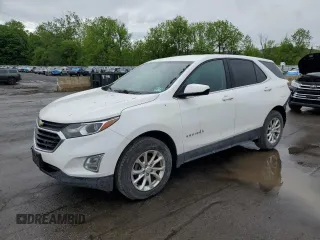 2018 Chevrolet Equinox LT z VIN 2GNAXSEV4J6262250, wystawiony jako Copart lot #57464855 z przebiegiem 128 830 mil mil oraz Szkody całkowita. Historia ofert i sprzedaży dostępna na DreamBid. Obrazek 1.