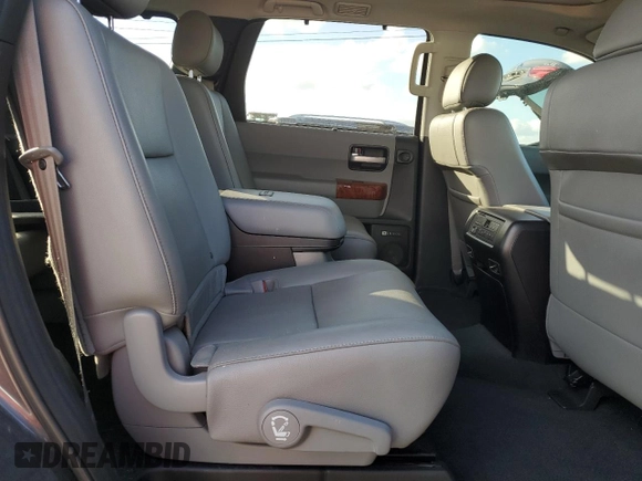2019 Toyota Sequoia Platinum with VIN 5TDDY5G12KS171824, listed as a Copart auction lot 78034084 with 58,986 mi miles and Salvage Title. Bid and sale history available at carsss.com. Image 11.