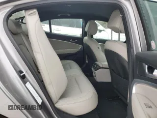2023 Genesis G70 2.0T z VIN KMTG34TA4PU129221, wystawiony jako Copart lot #44924335 z przebiegiem 32 744 mil mil oraz Czysty tytuł • Clean title. Historia ofert i sprzedaży dostępna na DreamBid. Obrazek 10.
