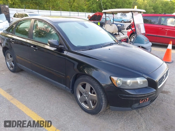 2006 Volvo S40 2.5L Turbo с VIN YV1MH682862213708, выставлен на аукционе IAAI как лот 42266137 с пробегом 165 225 миль миль и . История ставок и продаж доступна на DreamBid. Изображение 1.