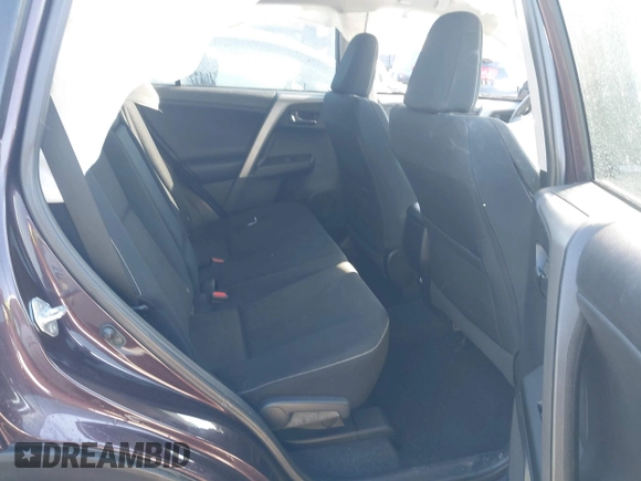 2016 Toyota RAV4 XLE с VIN 2T3RFREV2GW523265, выставлен на аукционе IAAI как лот 41332754 с пробегом 107 072 миль миль и . История ставок и продаж доступна на DreamBid. Изображение 8.