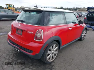 2008 MINI Hardtop S with VIN WMWMF73538TT89756, listed as a IAAI auction lot 41907020 with 139,789 mi miles and . Bid and sale history available at DreamBid. Image 4.