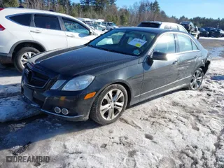 2010 Mercedes-Benz E-Class E 350 Luxury with VIN WDDHF8HB5AA062520, listed as a IAAI auction lot 41698049 with 222,842 mi miles. Bid and sale history available at carsss.com. Image 2.