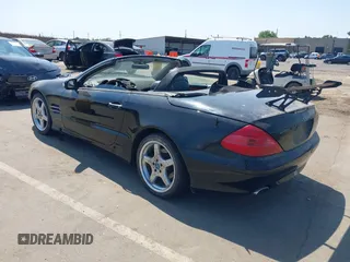 2003 Mercedes-Benz SL 500 z VIN WDBSK75F73F013272, wystawiony jako IAAI lot #42428315 z przebiegiem Nie podano mil oraz . Historia ofert i sprzedaży dostępna na DreamBid. Obrazek 3.