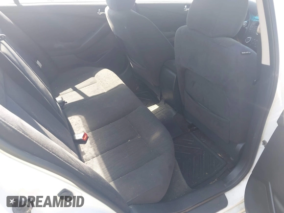 2010 Nissan Altima S with VIN 1N4AL2APXAN478651, listed as a IAAI auction lot 42039326 with 189,917 mi miles and . Bid and sale history available at DreamBid. Image 8.