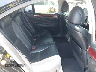 2008 Lexus LS 460 с VIN JTHBL46F785055299, выставлен на аукционе IAAI как лот 42678981 с пробегом 273 830 миль миль и . История ставок и продаж доступна на DreamBid. Изображение 8.