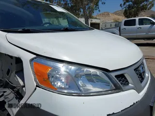 2015 Nissan NV200 SV с VIN 3N6CM0KN6FK698672, выставлен на аукционе IAAI как лот 42278985 с пробегом 203 264 миль миль и . История ставок и продаж доступна на DreamBid. Изображение 18.