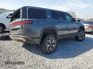 2024 Rivian R1S Adventure with VIN 7PDSGABA1RN030438, listed as a Copart auction lot 43439225 with 0 mi miles and Salvage Title. Bid and sale history available at carsss.com. Image 3.