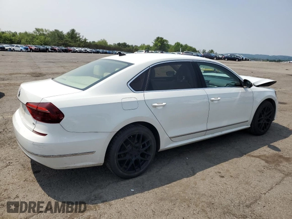 2017 Volkswagen Passat SE z VIN 1VWGT7A37HC032927, wystawiony jako Copart lot #60321125 z przebiegiem 208 231 mil mil oraz Szkoda całkowita • Salvage title. Historia ofert i sprzedaży dostępna na DreamBid. Obrazek 3.
