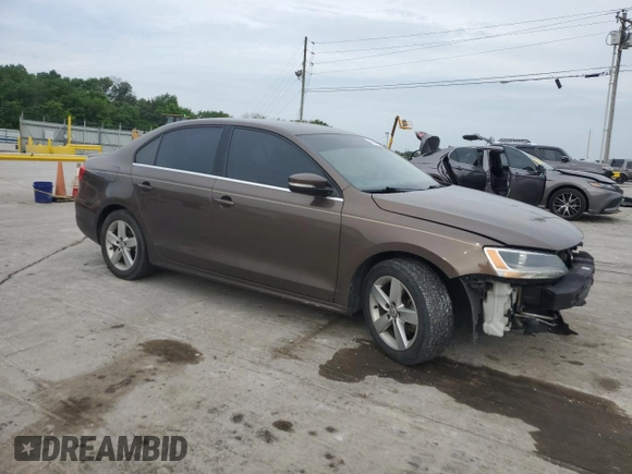 2014 Volkswagen Jetta TDI с VIN 3VWLL7AJ4EM257751, выставлен на аукционе Copart как лот 56635895 с пробегом 163 561 миль миль и Списание • Salvage title. История ставок и продаж доступна на DreamBid. Изображение 4.
