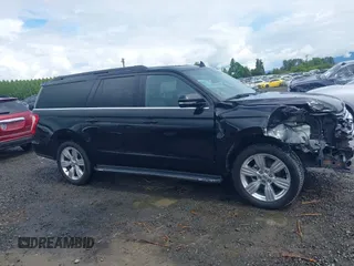 2018 Ford Expedition Max XLT z VIN 1FMJK1JT7JEA25930, wystawiony jako IAAI lot #42207776 z przebiegiem 135 184 mil mil oraz . Historia ofert i sprzedaży dostępna na DreamBid. Obrazek 14.