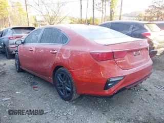 2020 Kia Forte GT-Line z VIN 3KPF34AD7LE167672, wystawiony jako IAAI lot #41312641 z przebiegiem 64 569 mil mil oraz . Historia ofert i sprzedaży dostępna na DreamBid. Obrazek 14.