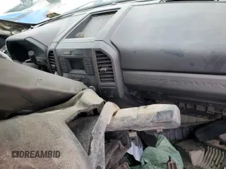 2019 Ford F-250 XL with VIN 1FDBF2B61KEF04613, listed as a Copart auction lot 53239515 with Not provided miles and Salvage title. Bid and sale history available at DreamBid. Image 8.