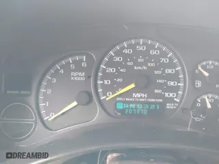 2000 Chevrolet Silverado 1500 LS with VIN 2GCEC19T8Y1292707, listed as a IAAI auction lot 41806145 with 207,370 mi miles. Bid and sale history available at carsss.com. Image 7.