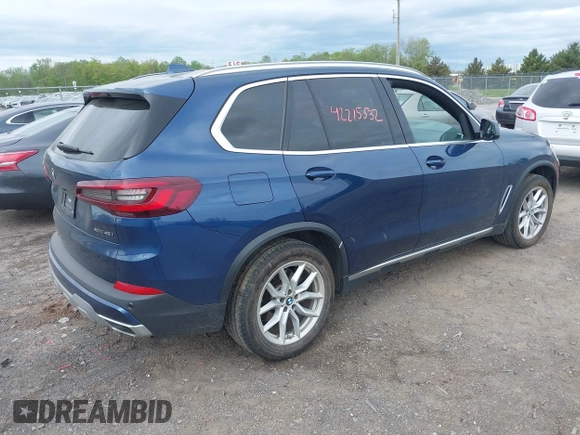 2022 BMW X5 xDrive40i z VIN 5UXCR6C08N9J99866, wystawiony jako IAAI lot #42215532 z przebiegiem 53 484 mil mil oraz . Historia ofert i sprzedaży dostępna na DreamBid. Obrazek 4.
