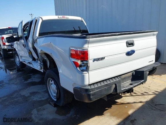 2013 Ford F-150 XL with VIN 1FTFX1CF5DKG33969, listed as a IAAI auction lot 41139310 with 180,330 mi miles. Bid and sale history available at carsss.com. Image 3.