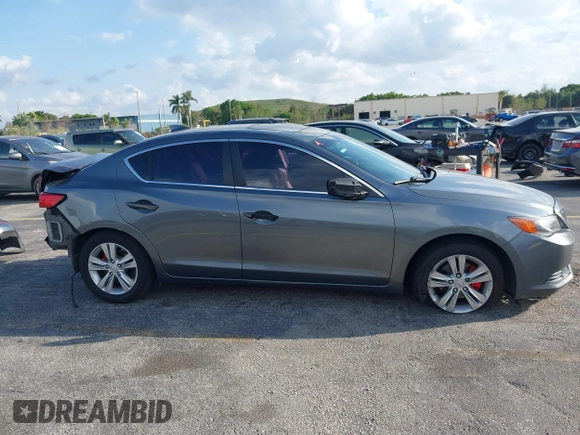 2013 Acura ILX with VIN 19VDE1F32DE021447, listed as a IAAI auction lot 41730382 with 165,223 mi miles. Bid and sale history available at carsss.com. Image 14.