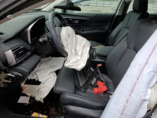 2023 Subaru Legacy Limited z VIN 4S3BWAM68P3003765, wystawiony jako Copart lot #55973415 z przebiegiem Nie podano mil oraz Nie do naprawy • Non repairable. Historia ofert i sprzedaży dostępna na DreamBid. Obrazek 7.