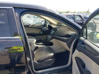 2019 Lincoln MKC Reserve with VIN 5LMTJ3DH6KUL07611, listed as a IAAI auction lot 42207705 with Not Provided miles and . Bid and sale history available at DreamBid. Image 5.