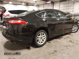 2015 Ford Fusion SE with VIN 1FA6P0H74F5100207, listed as a IAAI auction lot 41835009 with 95,557 mi miles. Bid and sale history available at carsss.com. Image 4.