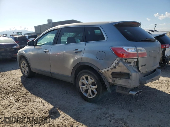 2011 Mazda CX-9 Sport z VIN JM3TB2BV8B0317966, wystawiony jako Copart lot #53563205 z przebiegiem 152 805 mil mil oraz Szkoda całkowita • Salvage title. Historia ofert i sprzedaży dostępna na DreamBid. Obrazek 2.