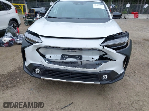 2023 Subaru Solterra Premium z VIN JTMABABA6PA031333, wystawiony jako IAAI lot #42267317 z przebiegiem 9 961 mil mil oraz . Historia ofert i sprzedaży dostępna na DreamBid. Obrazek 6.