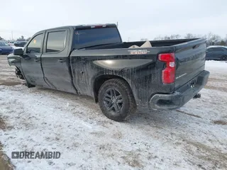 2022 Chevrolet Silverado 1500 Custom Trail Boss with VIN 3GCPDCEK2NG544078, listed as a IAAI auction lot 41412552 with 34,129 mi miles. Bid and sale history available at carsss.com. Image 3.