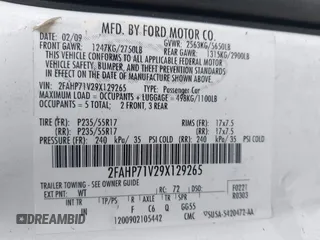 2009 Ford Police Interceptor with VIN 2FAHP71V29X129265, listed as a IAAI auction lot 42381382 with Not provided miles and . Bid and sale history available at DreamBid. Image 9.
