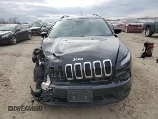 2018 Jeep Cherokee Latitude Plus with VIN 1C4PJMLX6JD515882, listed as a Copart auction lot 46946445 with 106,113 mi miles and Salvage Title. Bid and sale history available at DreamBid. Image 5.