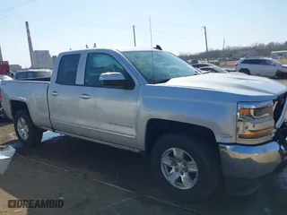 2018 Chevrolet Silverado 1500 LT with VIN 1GCVKREC5JZ150982, listed as a IAAI auction lot 41787560 with 182,423 mi miles. Bid and sale history available at carsss.com. Image 13.