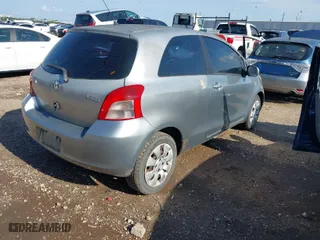 2008 Toyota Yaris with VIN JTDJT923685191185, listed as a IAAI auction lot 42092500 with 132,647 mi miles. Bid and sale history available at carsss.com. Image 4.