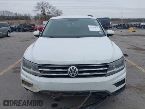 2020 Volkswagen Tiguan S with VIN 3VV1B7AX5LM079123, listed as a IAAI auction lot 41957273 with 89,449 mi miles and . Bid and sale history available at DreamBid. Image 12.