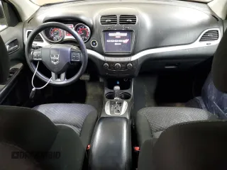 2019 Dodge Journey SE with VIN 3C4PDCBG2KT873270, listed as a Copart auction lot 49467165 with 123,325 mi miles and Clean Title. Bid and sale history available at DreamBid. Image 8.