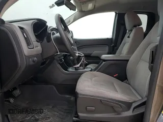 2015 Chevrolet Colorado z VIN 1GCHSAE33F1266105, wystawiony jako Copart lot #82605194 z przebiegiem 215 672 mil mil oraz Szkoda całkowita • Salvage title. Historia ofert i sprzedaży dostępna na DreamBid. Obrazek 7.