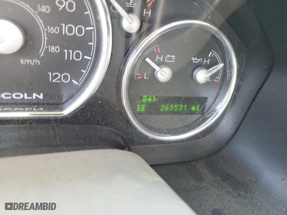 2006 Lincoln Mark LT with VIN 5LTPW18526FJ12210, listed as a Copart auction lot 70194714 with 269,531 mi miles and Salvage Title. Bid and sale history available at carsss.com. Image 9.