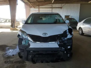 2012 Toyota Sienna SE with VIN 5TDXK3DCXCS196965, listed as a Copart auction lot 46950365 with 141,176 mi miles and Salvage Title. Bid and sale history available at carsss.com. Image 5.