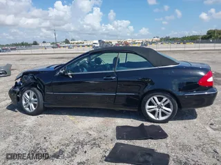 2006 Mercedes-Benz CLK-Class 3.5L with VIN WDBTK56G36T063432, listed as a IAAI auction lot 41928330 with 88,575 mi miles. Bid and sale history available at carsss.com. Image 14.