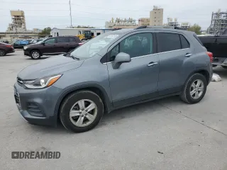2019 Chevrolet Trax LT with VIN KL7CJLSB8KB931263, listed as a Copart auction lot 50963105 with 104,969 mi miles and Salvage Title. Bid and sale history available at carsss.com. Image 1.