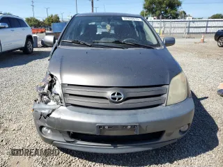 2004 Scion xA with VIN JTKKT624140043635, listed as a Copart auction lot 52808815 with 197,115 mi miles and Salvage Title. Bid and sale history available at DreamBid. Image 5.