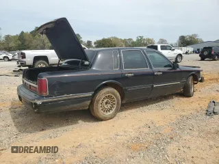 1997 Lincoln Town Car Executive z VIN 1LNLM81W6VY675388, wystawiony jako Copart lot #50345165 z przebiegiem 164 206 mil mil oraz Szkoda całkowita • Salvage title. Historia ofert i sprzedaży dostępna na DreamBid. Obrazek 3.